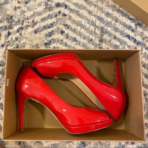 Cole Haan Chelsea Pump Cherry Tomato Patent / SIZE 8.5 /